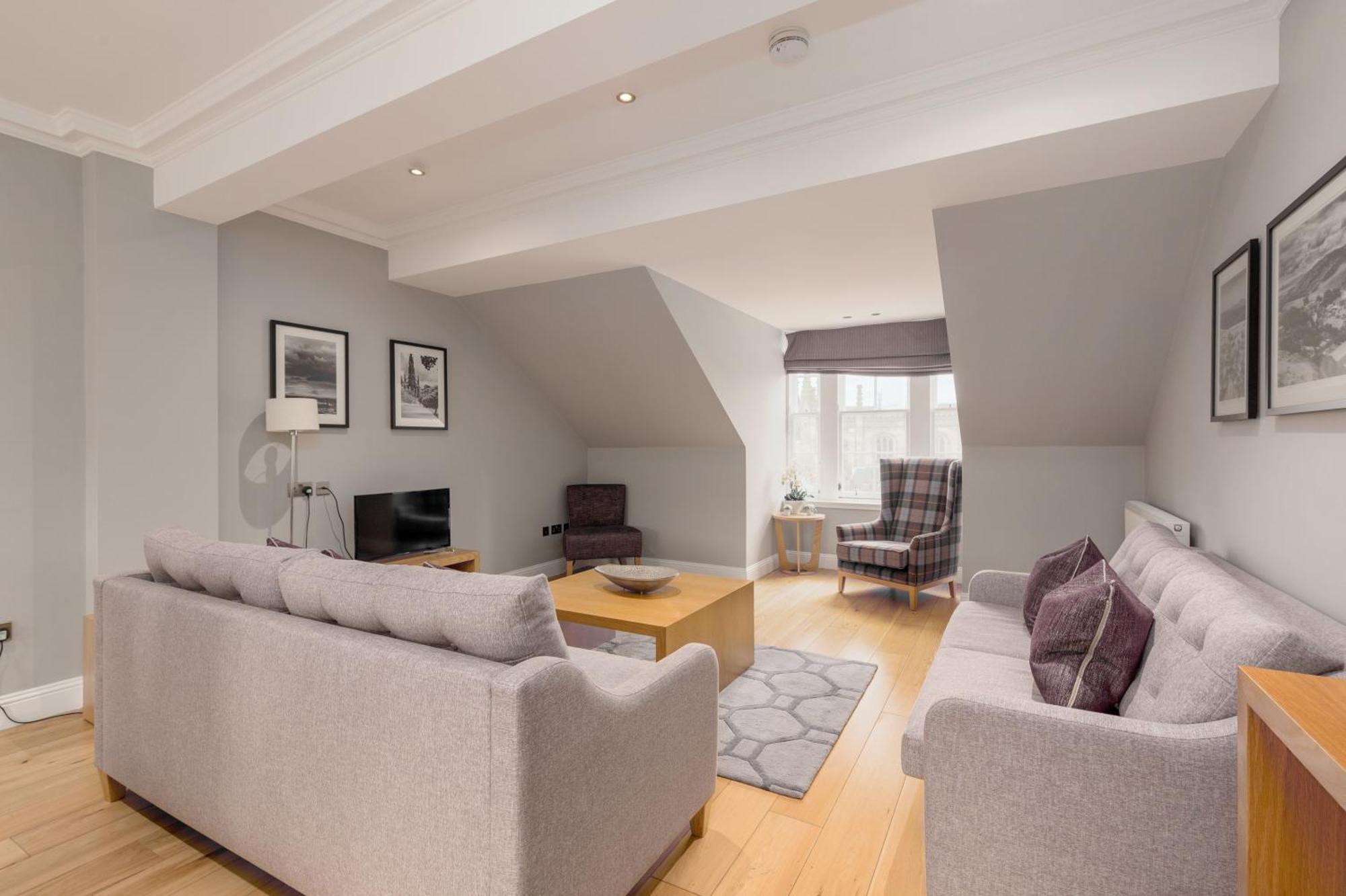Destiny Scotland - Princes Street Residence Edimburgo Exterior foto