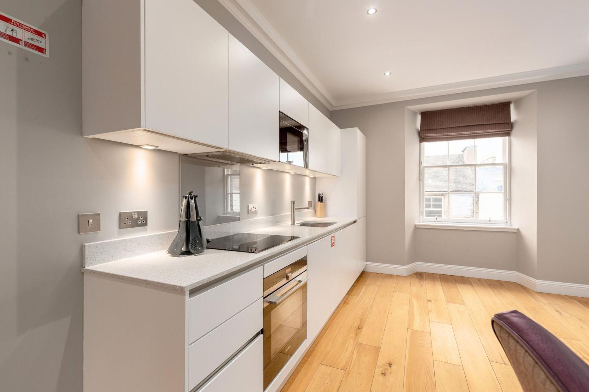 Destiny Scotland - Princes Street Residence Edimburgo Exterior foto