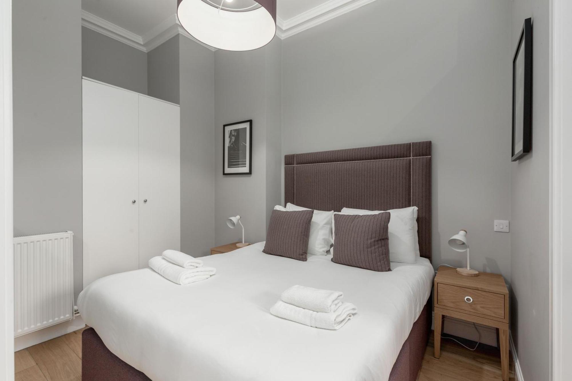 Destiny Scotland - Princes Street Residence Edimburgo Exterior foto
