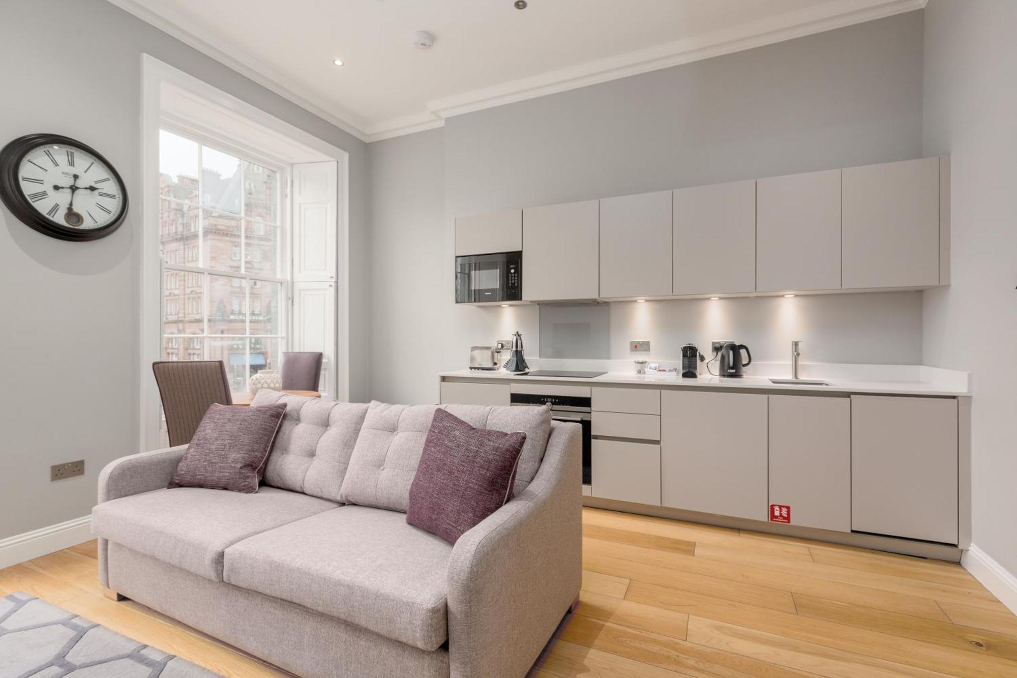 Destiny Scotland - Princes Street Residence Edimburgo Exterior foto