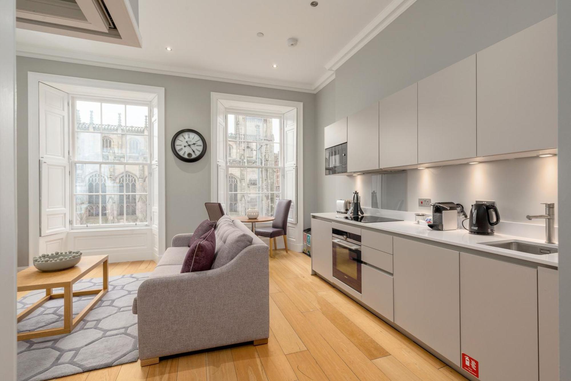 Destiny Scotland - Princes Street Residence Edimburgo Exterior foto